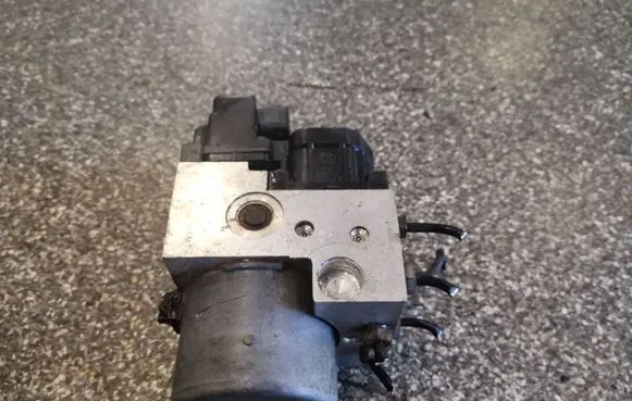 Fiat Punto (188) ABS Pump 46541046 0265216618 0273004336