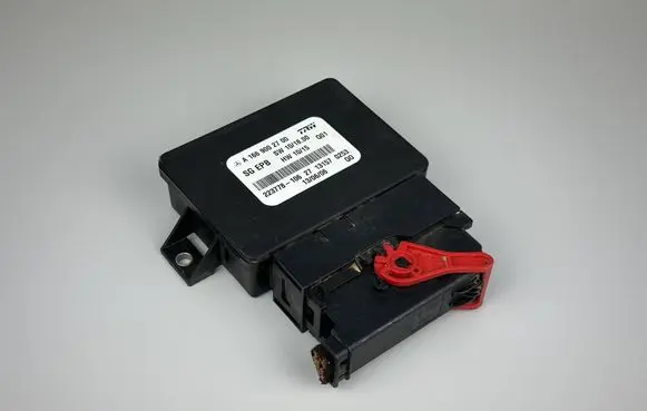 Mercedes-Benz A W176 Brake system control unit/module A1669002700 223778106 131570253