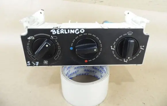 Citroen Berlingo Climate control unit 030550F