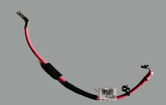 Opel Vivaro Positive cable (battery) 240801846R