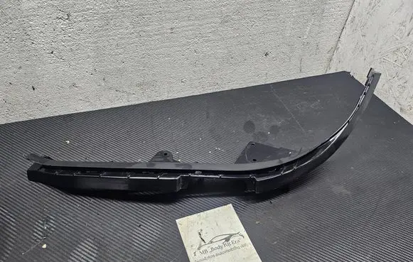 Chrysler Pacifica Headlight/headlamp mounting bracket 6002TM0293