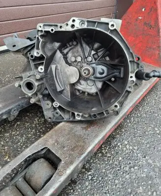 Manual 5 speed gearbox