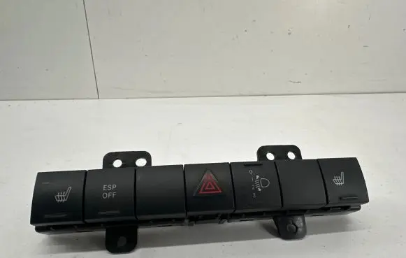 Dodge Journey A set of switches P04602564AG 033801101 41581A