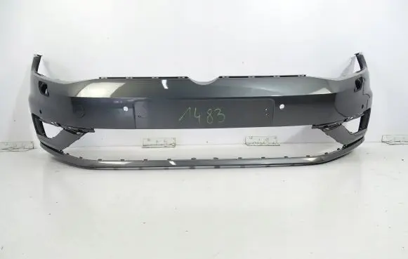 Volkswagen Golf VII Front bumper