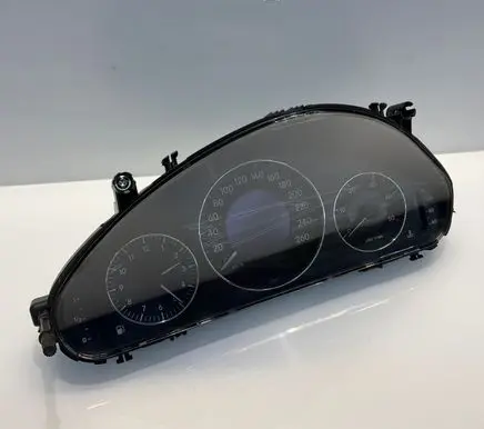 Mercedes-Benz E W211 Speedometer (instrument cluster) A2115405611 110080250009 2115405611