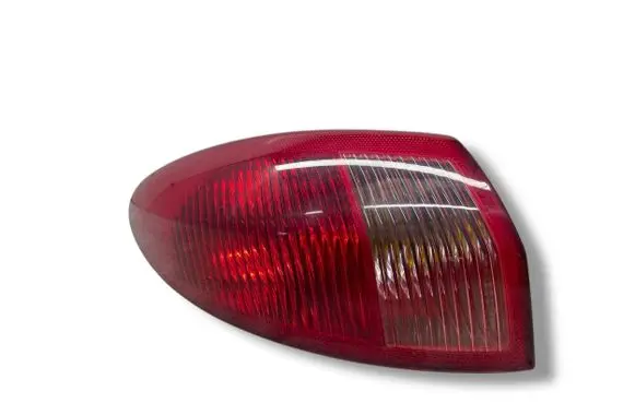 Alfa Romeo 147 Rear/tail lights B032 46556349 03322010