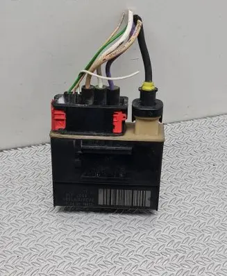 Peugeot 508 Glow plug pre-heat relay 9652021180 87635E