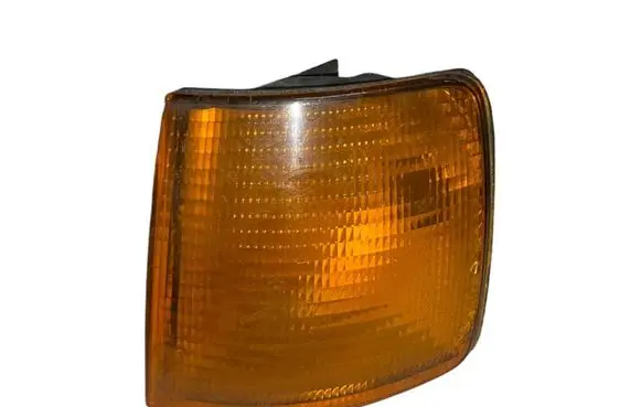 Volkswagen PASSAT B3 Front indicator light 357953049 133717 42756R6