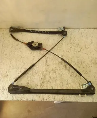 Volkswagen PASSAT B5 Front window lifting mechanism without motor