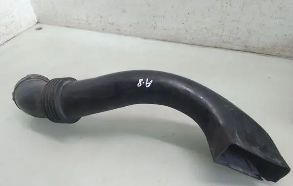 Audi A8 S8 D2 4D Air intake duct part 078129634C