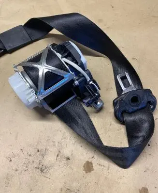 Audi Q7 4L Front seatbelt 4L1857705
