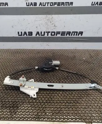 Mazda 3 II Front door window regulator motor BHN95858X SD014604 PM012790