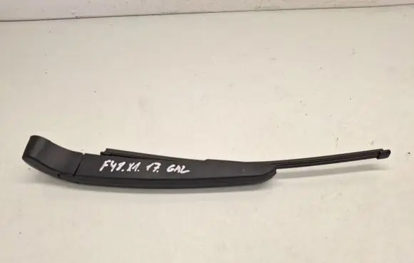 BMW X1 F48 F49 Rear wiper blade arm 9270355 7366061 61627365978
