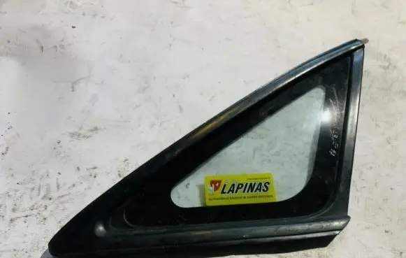 Mazda 323 F Rear side window