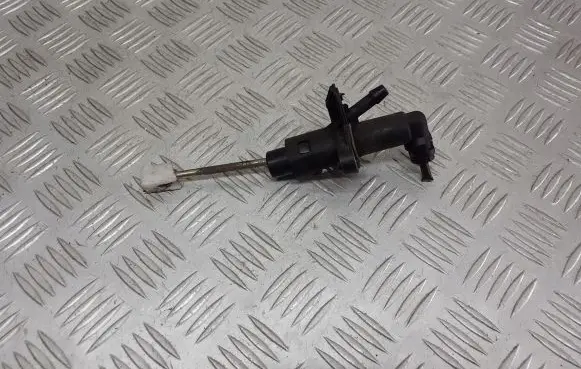 Volkswagen Polo IV 9N3 Clutch slave cylinder 6Q0721388C