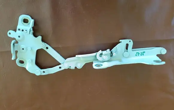 BMW 2 F22 F23 Engine bonnet/hood hinges 7239416 41617239416 7286344