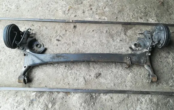 Toyota Yaris Rear axle beam