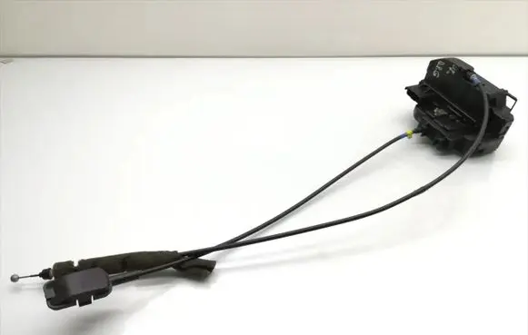 Nissan Note (E11) Rear door lock