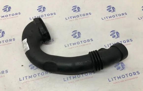 BMW 7 E65 E66 Turbo air intake inlet pipe/hose 7786013