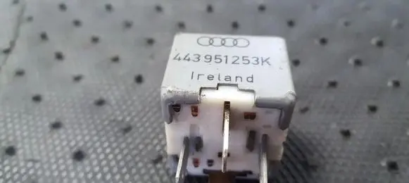 Audi A6 S6 C5 4B Other relay 443951253K 899512000