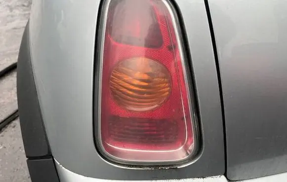 Mini One - Cooper R50 - 53 Rear/tail lights 