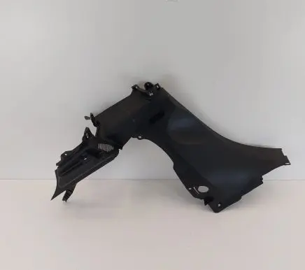 Trunk/boot lower side trim panel