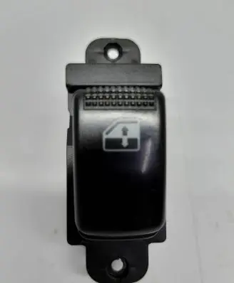 Hyundai Accent Electric window control switch 8357820000