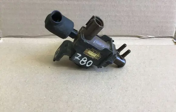 Toyota Avensis T220 Turbo solenoid valve 2581927010 1397000600 060