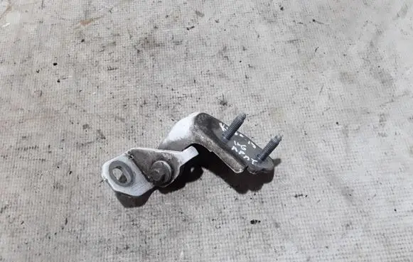 Ford Kuga II Rear door lower hinge 5167980