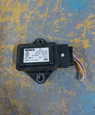 Renault Scenic II - Grand scenic II ESP acceleration yaw rate sensor 8200074266