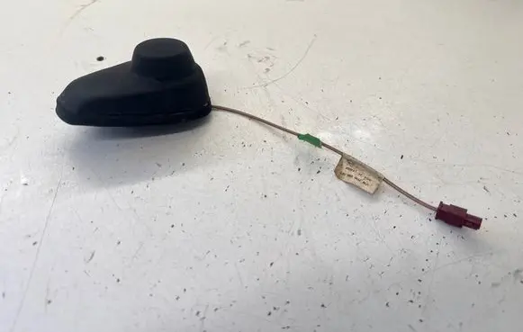 Volkswagen Transporter - Caravelle T5 Aerial GPS antenna 7H0035507