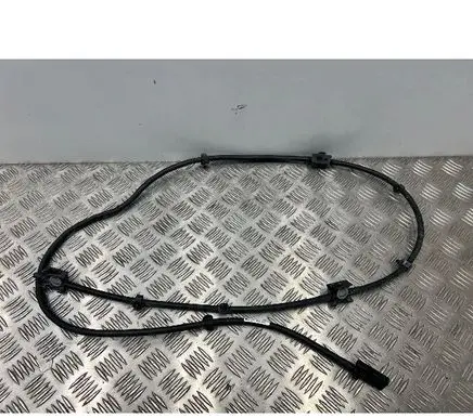 Mercedes-Benz GLC C253 Windshield washer fluid hose A2538602300