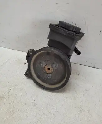 BMW 5 E60 E61 Power steering pump 96209