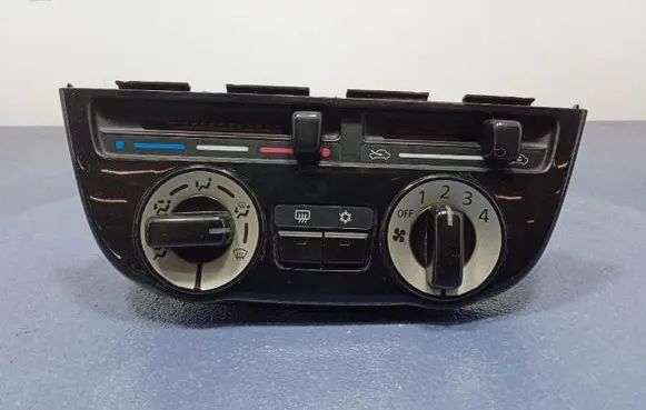 Mitsubishi Space Star Climate control unit 7820A437
