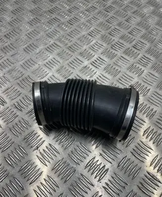 BMW M5 F90 Air intake duct part 7852384