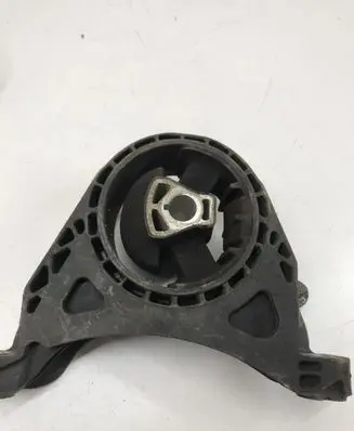 Opel Insignia A Engine mount bracket 13227769