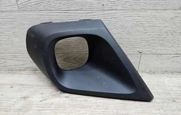 Dacia Duster II Front fog light trim/grill 261A32985R