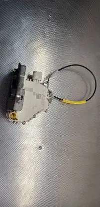 Audi Q5 SQ5 Front door lock 8J1837015D