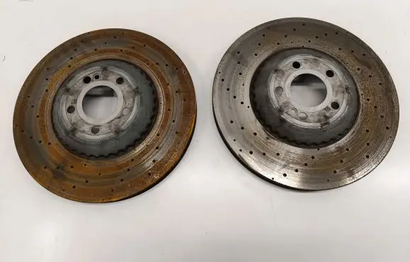 Mercedes-Benz E W214 Front brake disc A2234214200