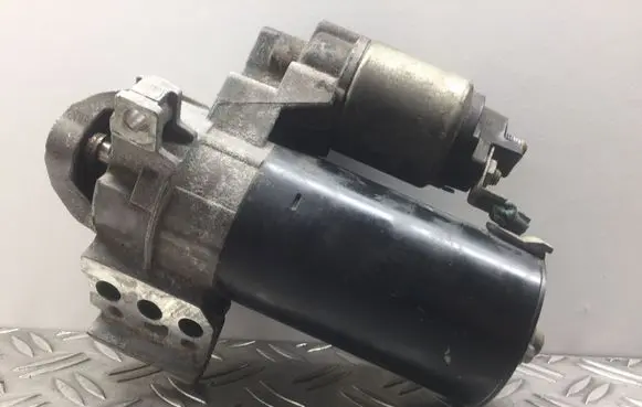 BMW 5 F10 F11 Starter motor 7801203 0001115069 12417801203
