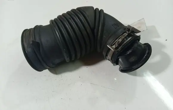 Toyota Auris 150 Air intake hose/pipe