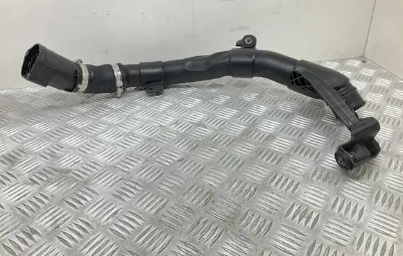 Intercooler hose/pipe