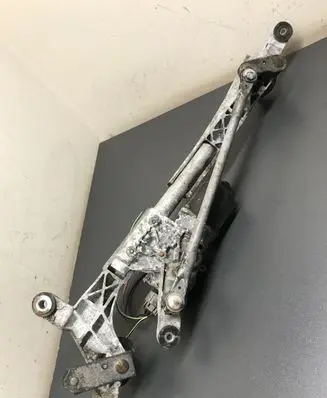 Subaru Outback Front wiper linkage and motor