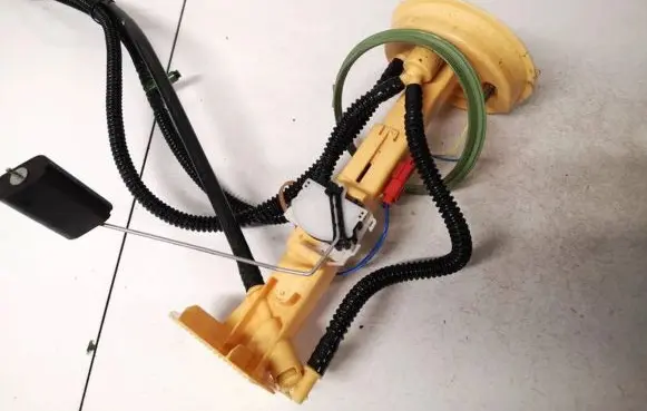 Fuel level sensor