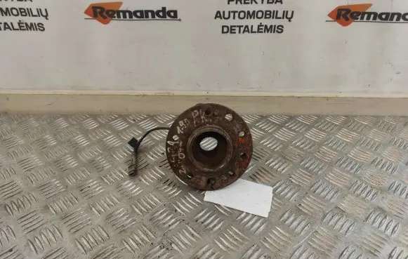 Opel Zafira B Front wheel ball bearing 