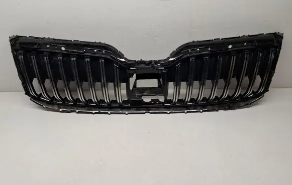 Skoda Superb B8 (3V) Front bumper upper radiator grill 3V0853653K 3V0853653G
