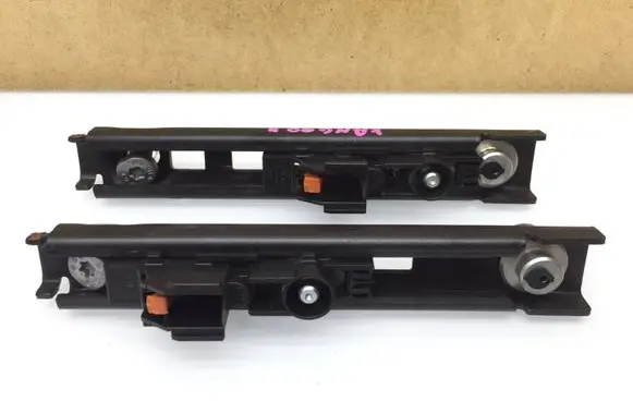 Renault Kangoo II Seat belt adjustment rail 448762C 2296451