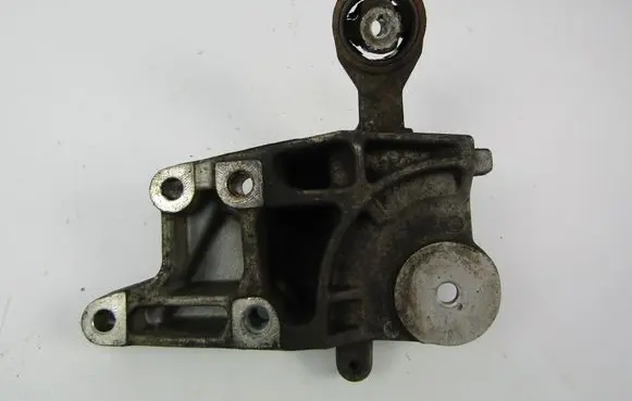 Fiat Scudo Engine mounting bracket 1497543080
