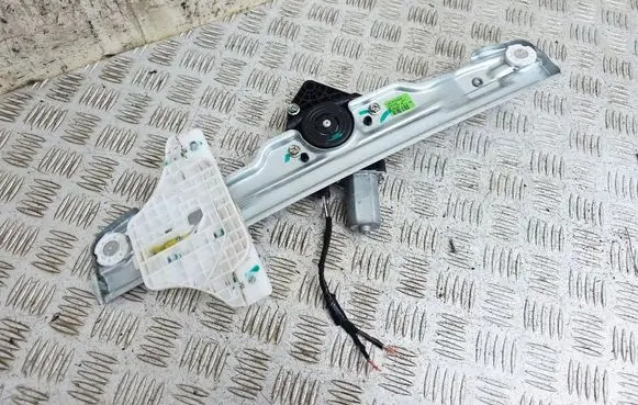 MG ZS Rear door window regulator with motor 10233937 20200624 GD558LG3623