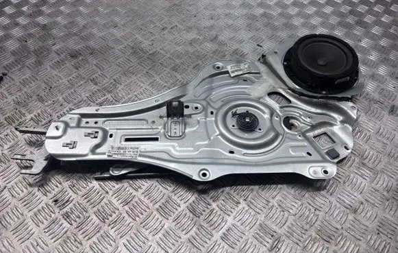 KIA Sportage Front window lifting mechanism without motor 824803U120